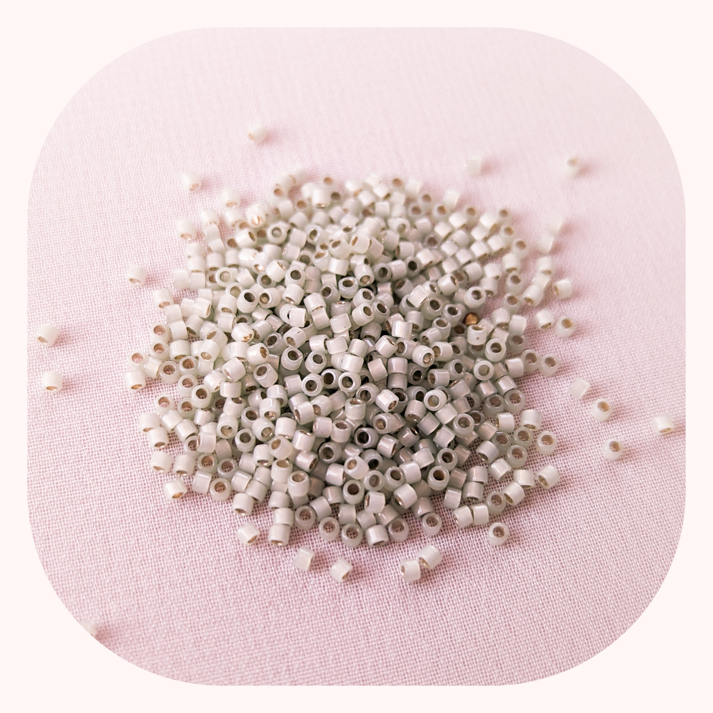 Silver Lined Opal Light Moss Green - Single - Miyuki Delicas