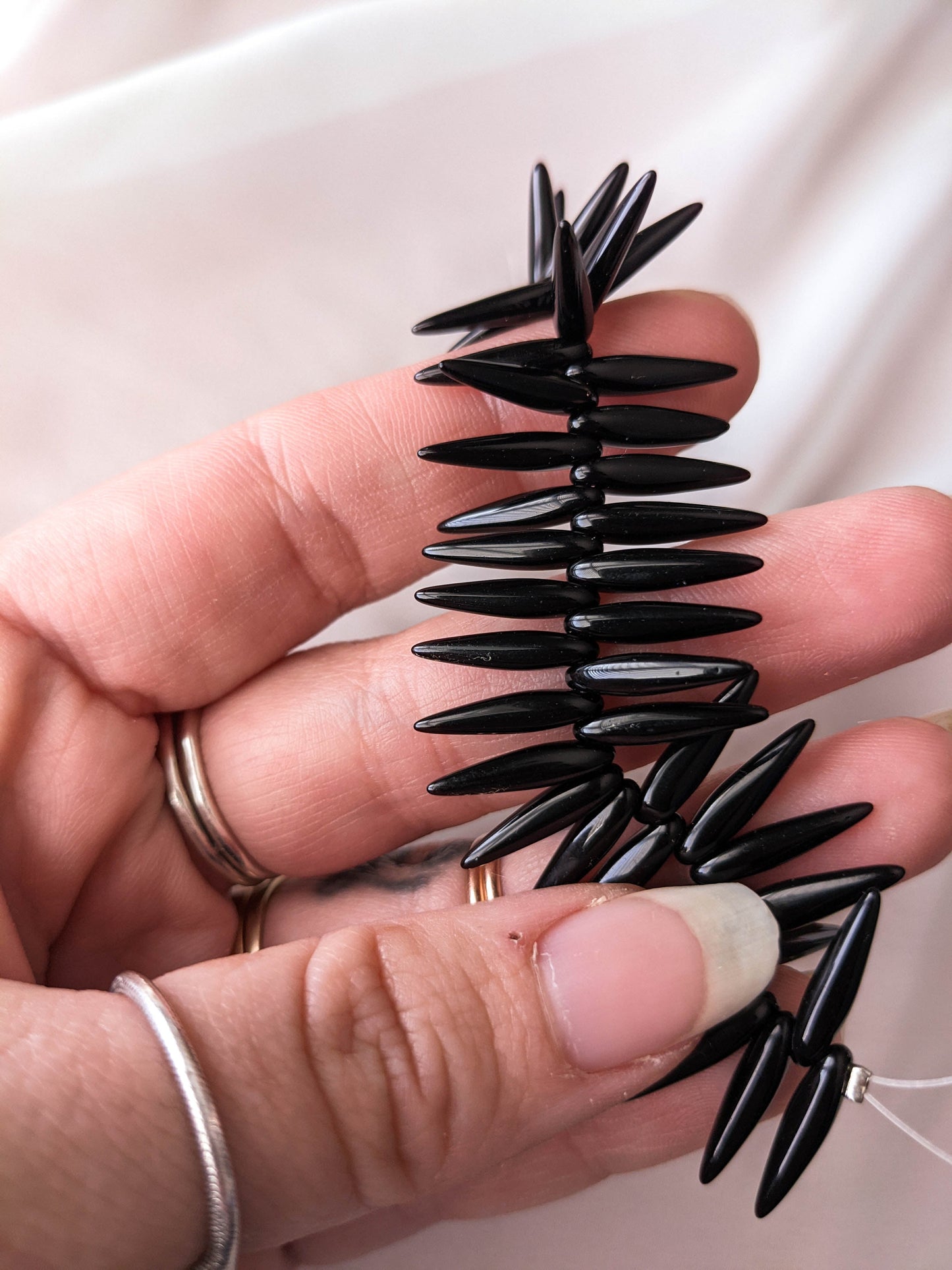 Glossy Black - 5x16mm Thorns