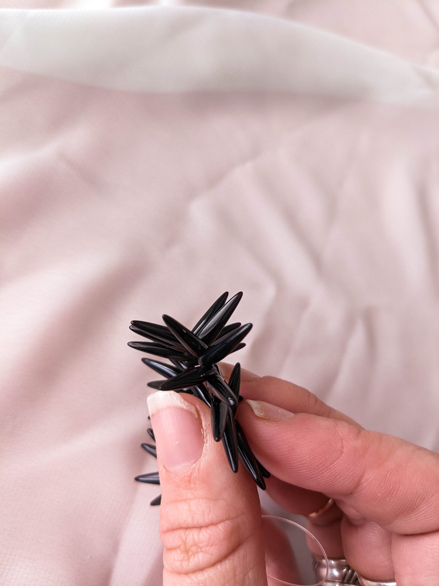 Glossy Black - 5x16mm Thorns