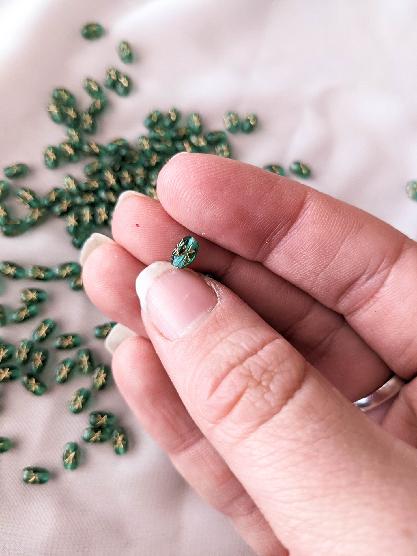 Twinkle Beads - Champagne - Gold Ink - 6x4mm