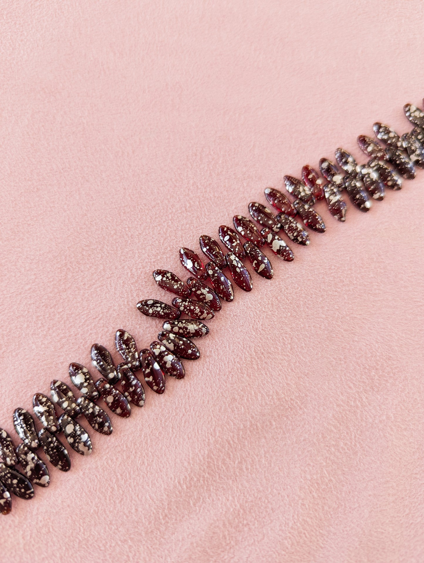 Garnet Silver Speckle - 5x12mm Daggers