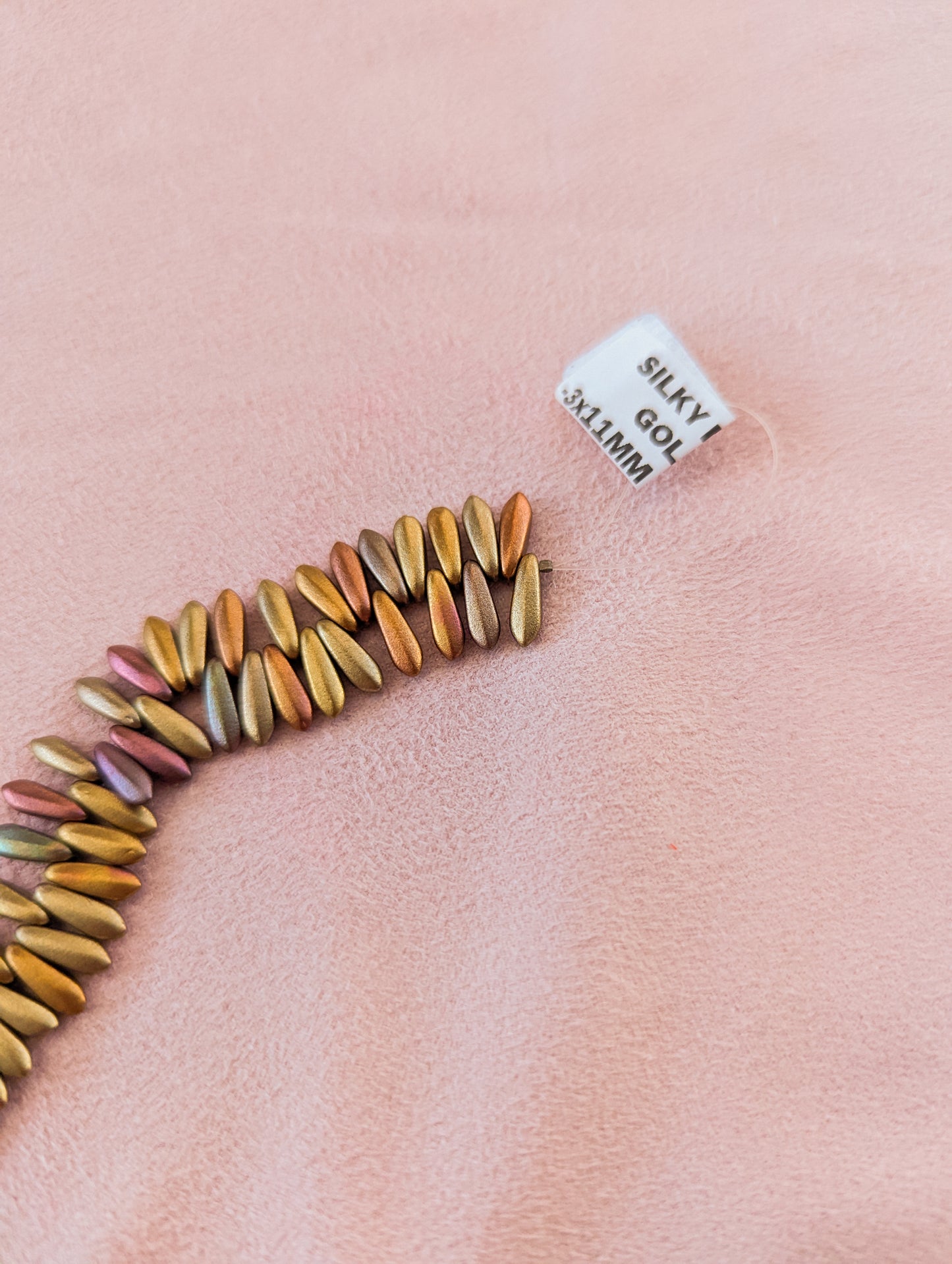 Silky Matte Golden - 3x11mm Mini Daggers