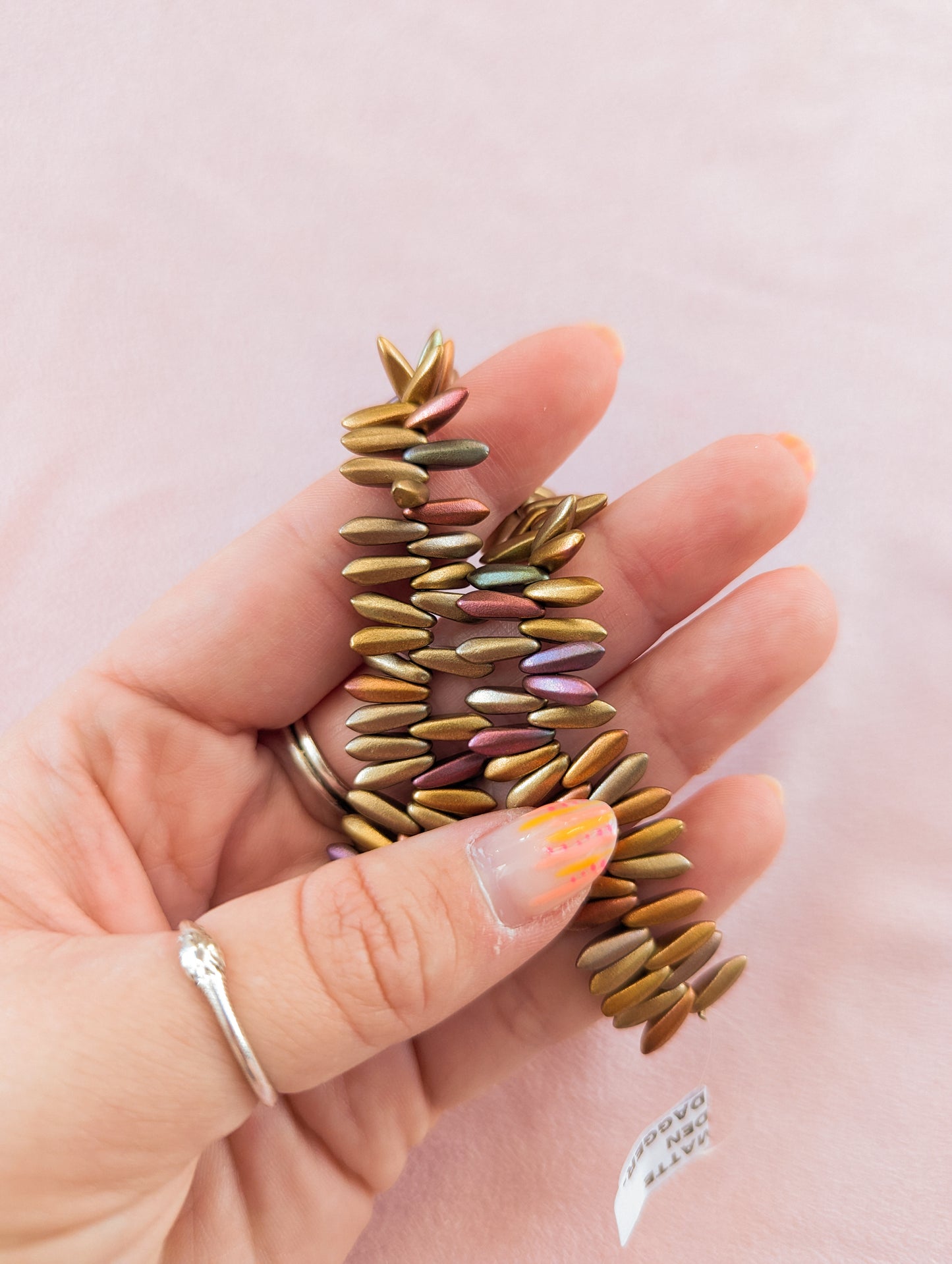 Silky Matte Golden - 3x11mm Mini Daggers