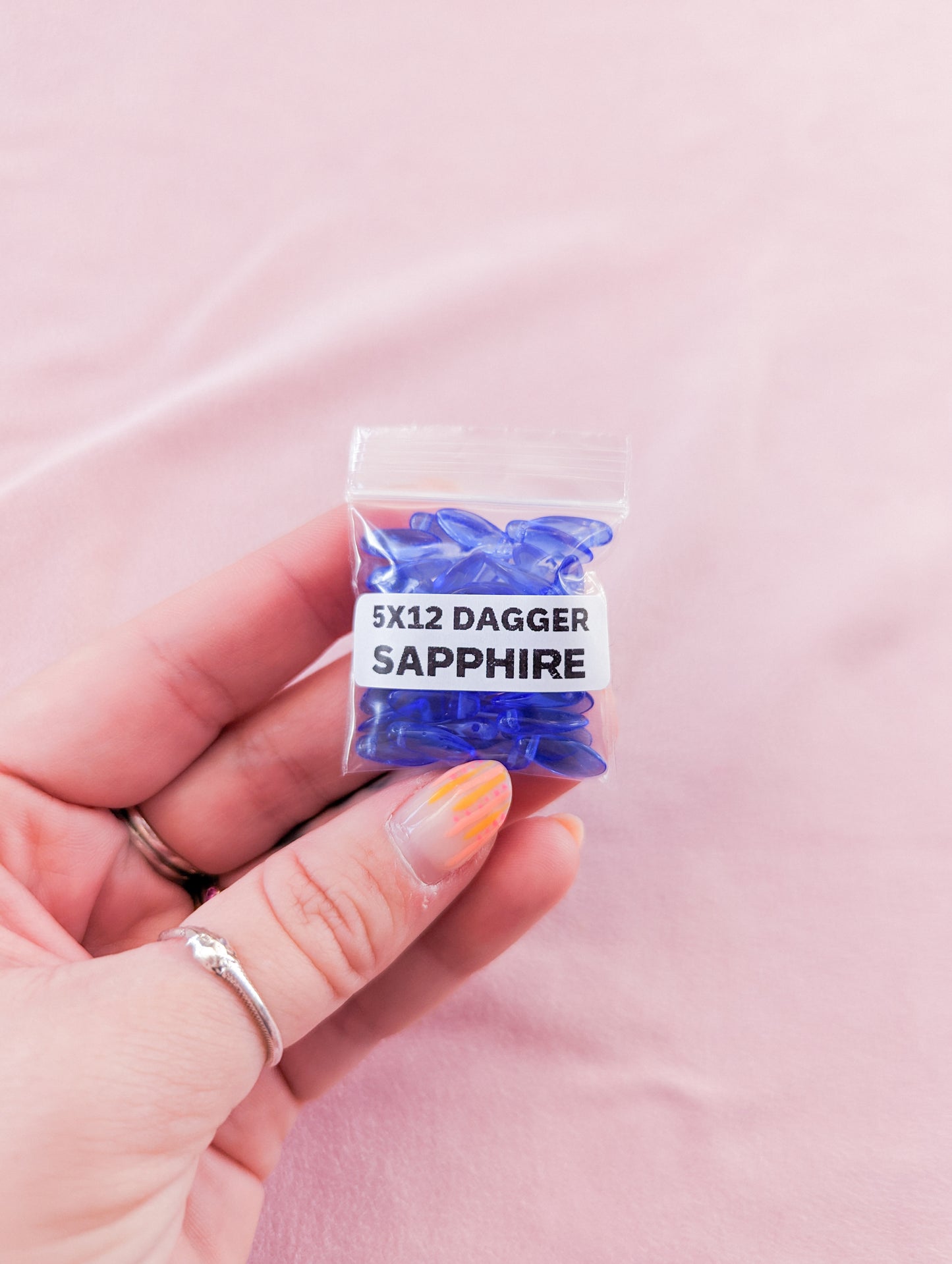 Sapphire - 5x12mm Daggers