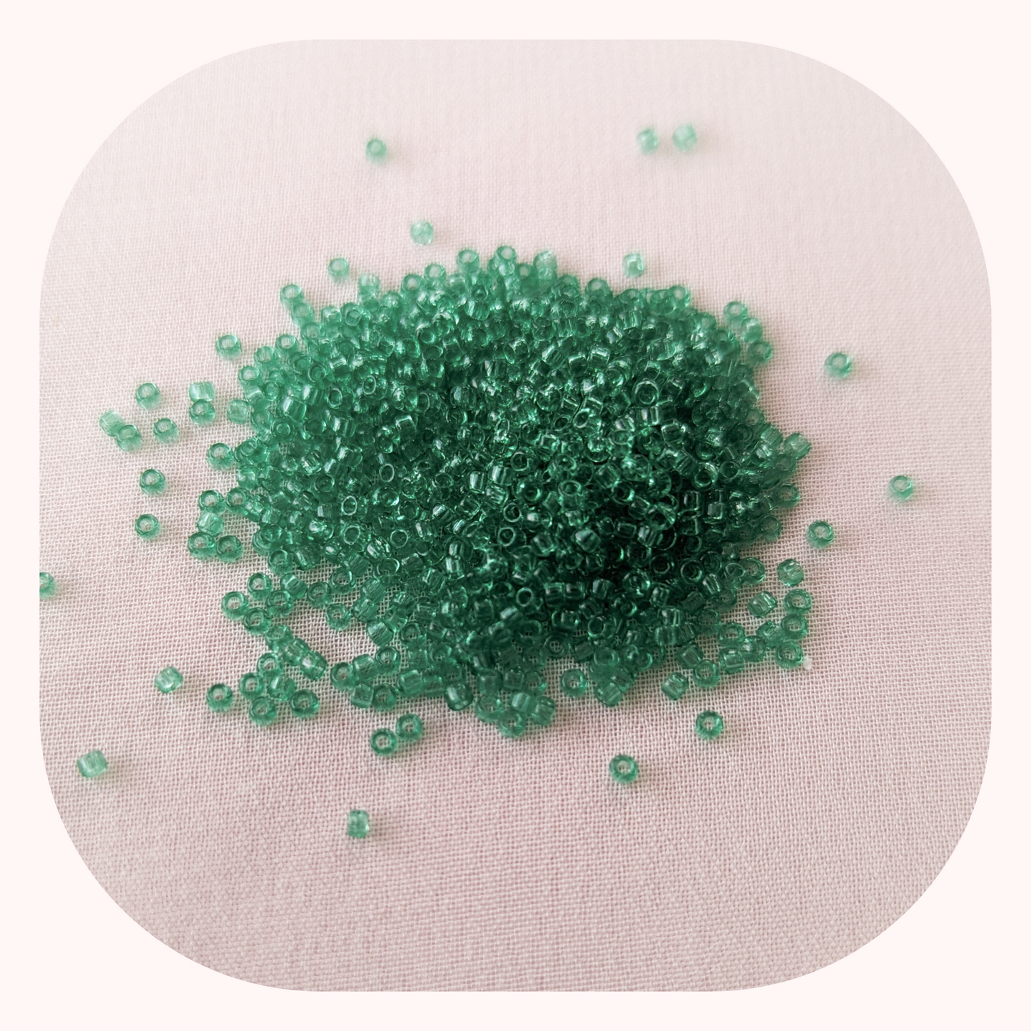 Transparent Beach Glass Green - Size 15 - Single - Toho